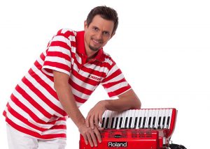 Marió a Harmonikás